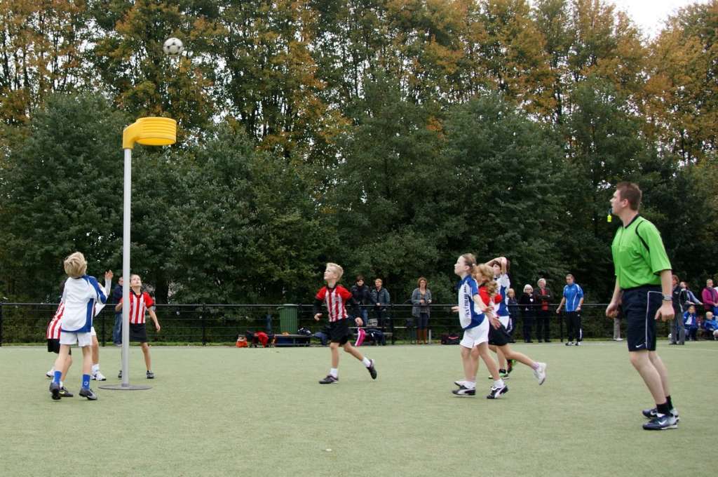 Korfbal E1  2 oktober-23.JPG